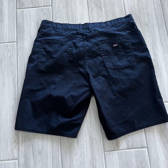 Dickies Men's 42 Black Work Chino Shorts - Picture 3 of 5